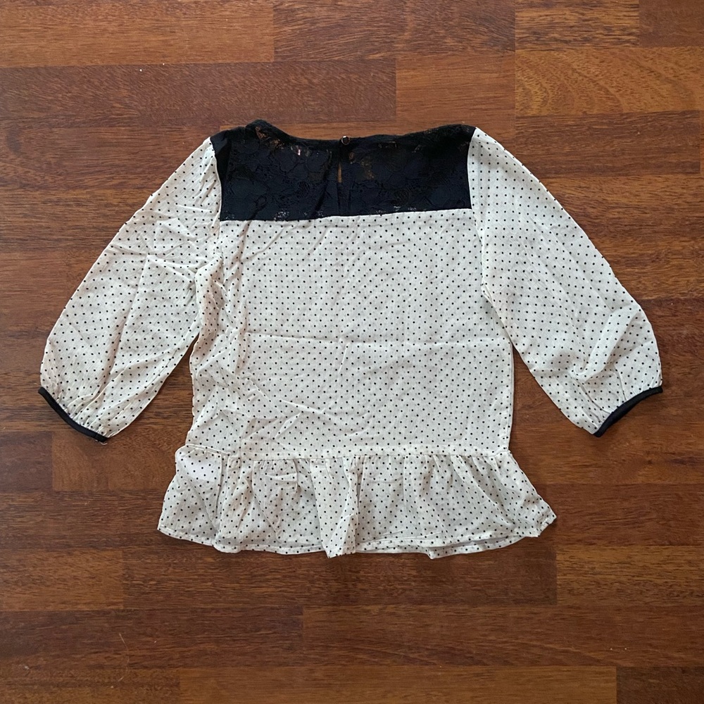 💕 Polka dot blouse - Picture 2 of 3